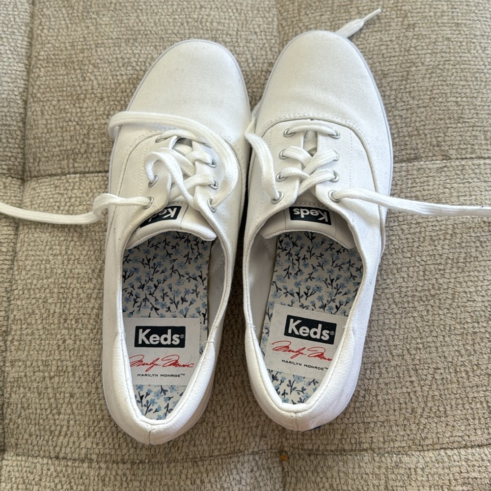 Keds White Canvas Lace Up Sneakers
